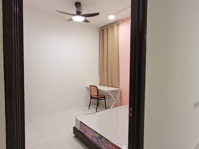 Video Image 1