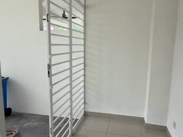 Video Image 1