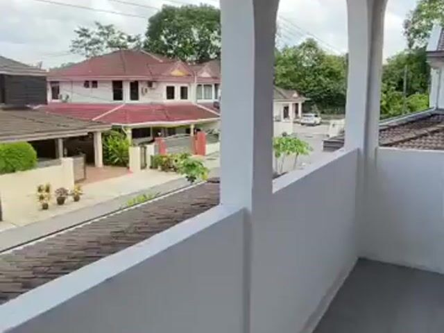 Video Image 1