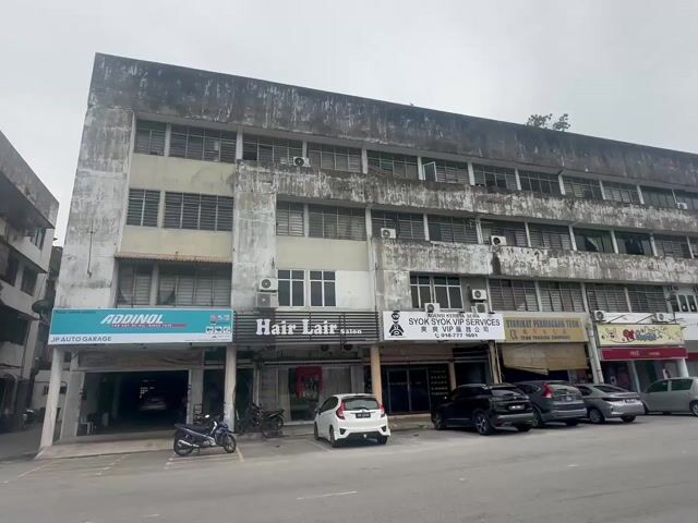 Video Image 1