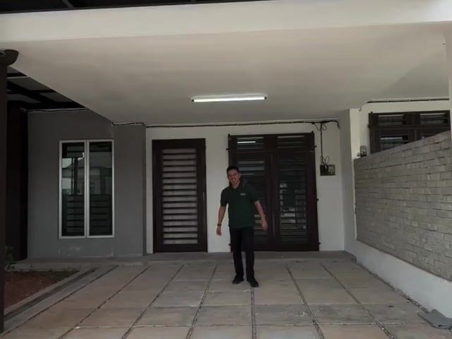 Video Image 1