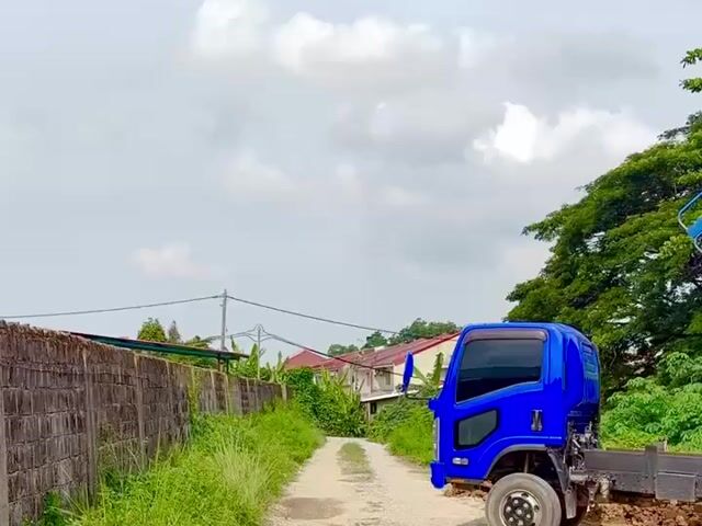 Video Image 1