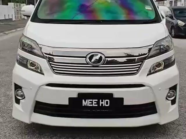 2014 Toyota VELLFIRE 2.4 Z GOLDEN EYES like new - 1