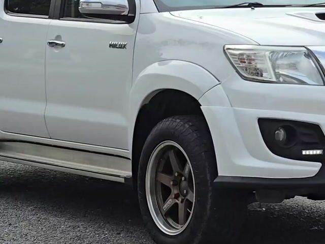 2015 Toyota HILUX 2.5 G TRD SPORTIVO (A) - 1