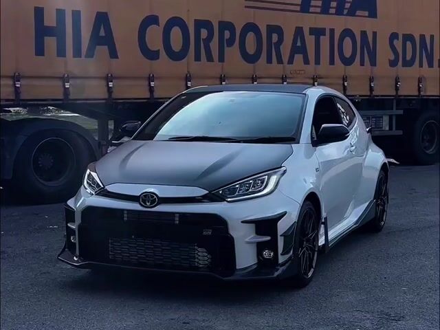 24 Toyota GR YARIS 1.6 RZ HP (M) FULL CARBON HKS - 1