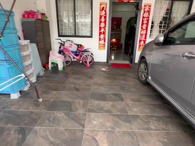 Video Image 1