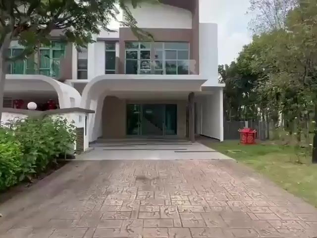Video Image 1