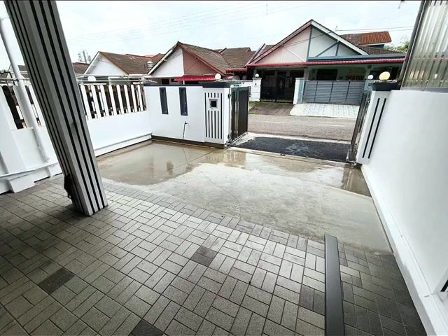 Video Image 1