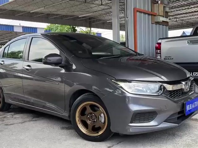 2019 Honda CITY 1.5 E (A) Tip Top Low Mileage - 1
