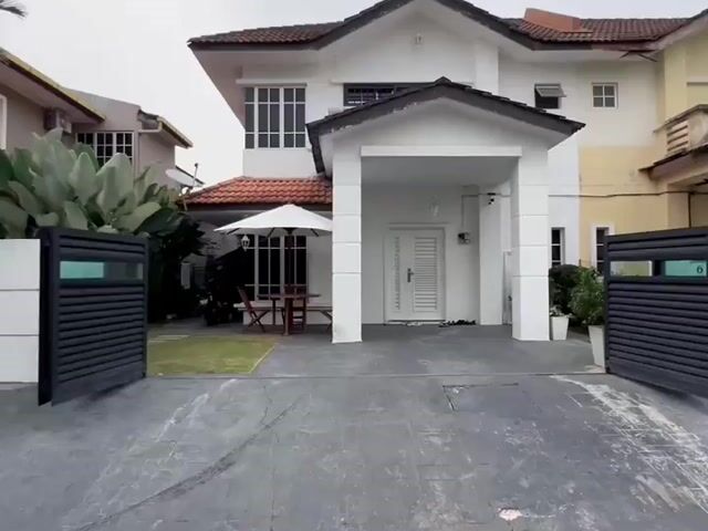 Video Image 1