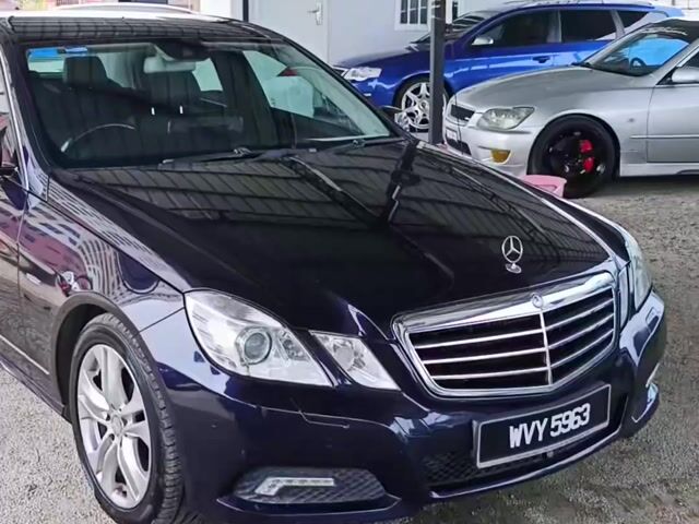 2010 Mercedes Benz E-CLASS 1.8 250 CGI AVNTGRDE - 1