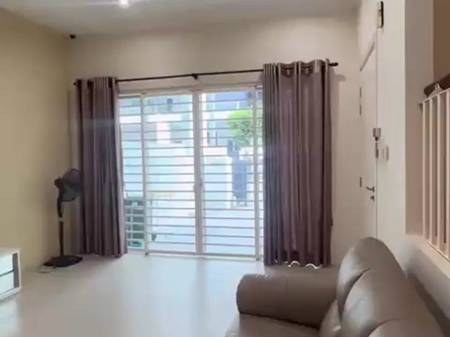 Video Image 1