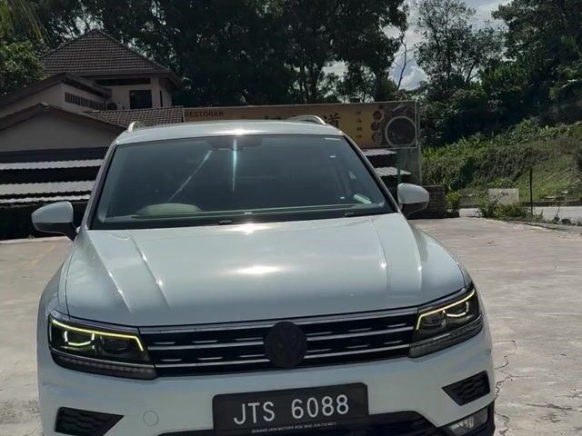 Volkswagen TIGUAN 1.4 HIGHLINE (A) L.SEAT & P.BOOT - 1