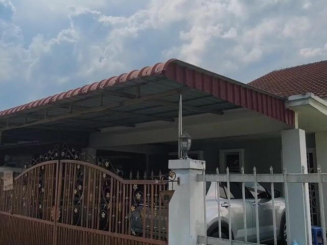 Video Image 1