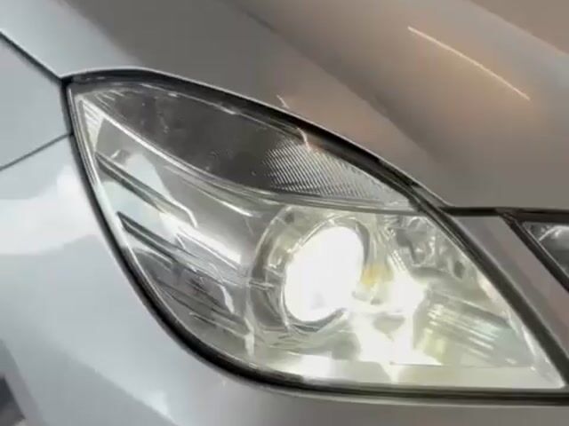 2011 Mercedes Benz E250 CGI BlueEFCY/ WARRANTY - 1