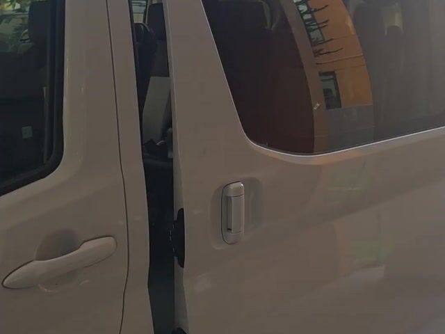 NEW Power door, Power boot Toyota hiace 300 SLWB - 1