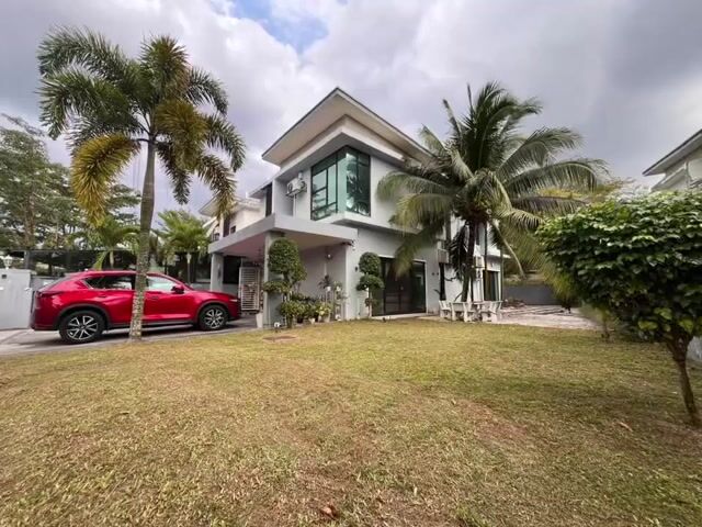 Video Image 1