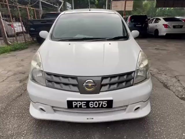 2010 Nissan GRAND LIVINA 1.6 IMPUL (A) - 1
