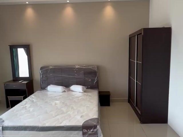 Video Image 1