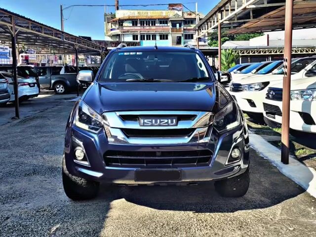 2017 Isuzu D-MAX 2.5D 4X4 FACELIFT (A) TIP TOP - 1
