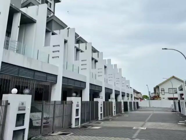 Video Image 1