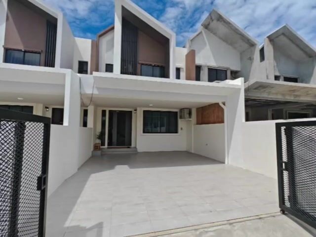 Video Image 1