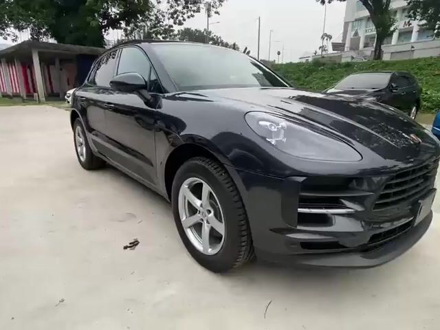 2020 Porsche Macan 2.0 New Facelift Unregistered - 1