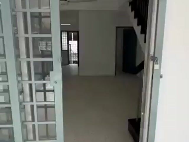 Video Image 1