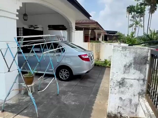 Video Image 1