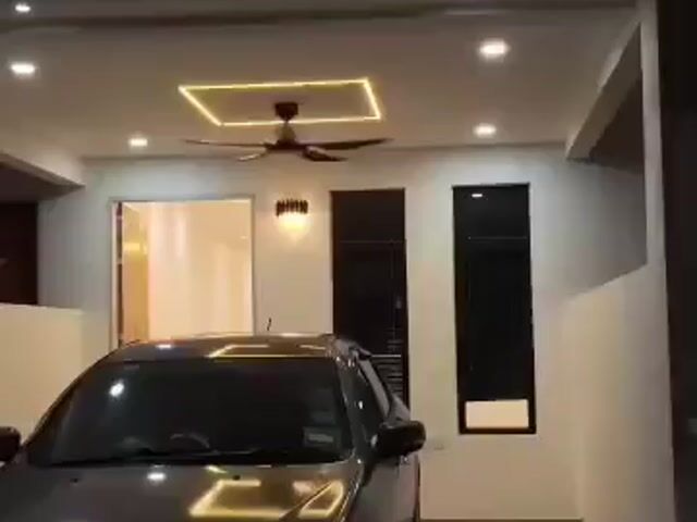 Video Image 1