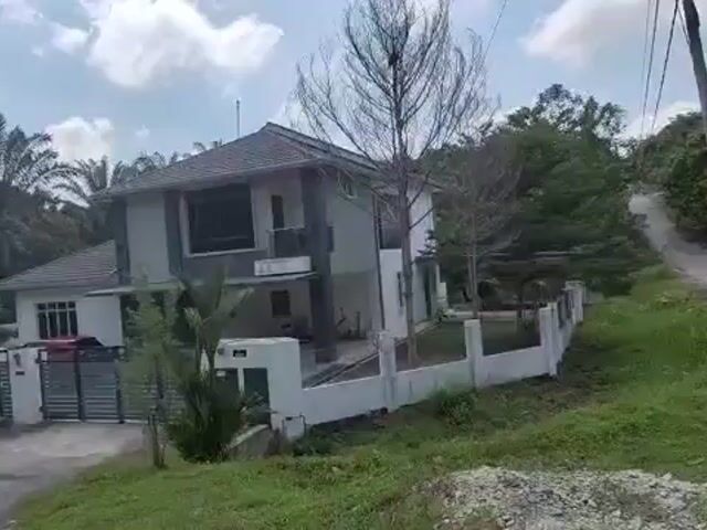 Video Image 1