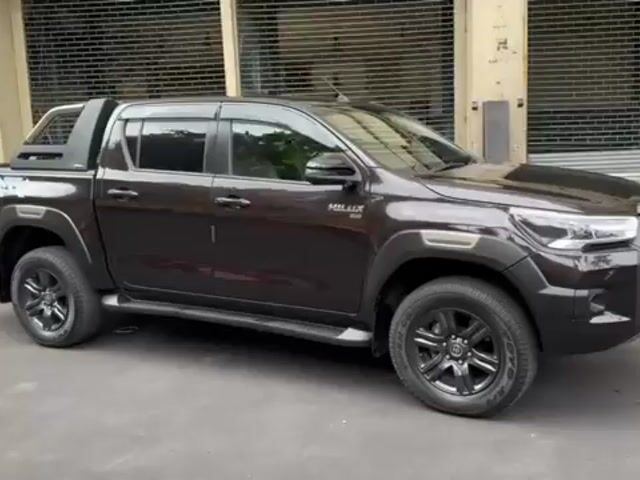 [2021] Toyota HILUX 2.8 ROGUE MY17 AN120 FACELIFT - 1