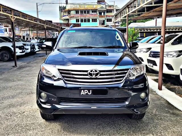 2012 Toyota FORTUNER 2.5 G VNT  TIP TOP - 1