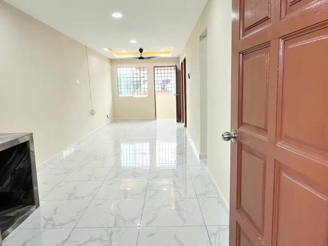 Video Image 1