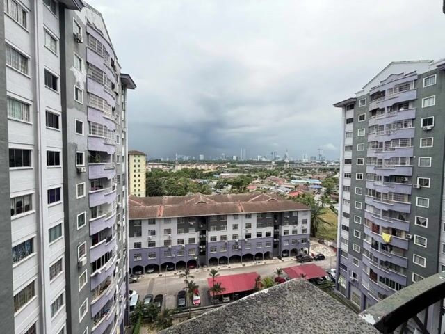 Video Image 1