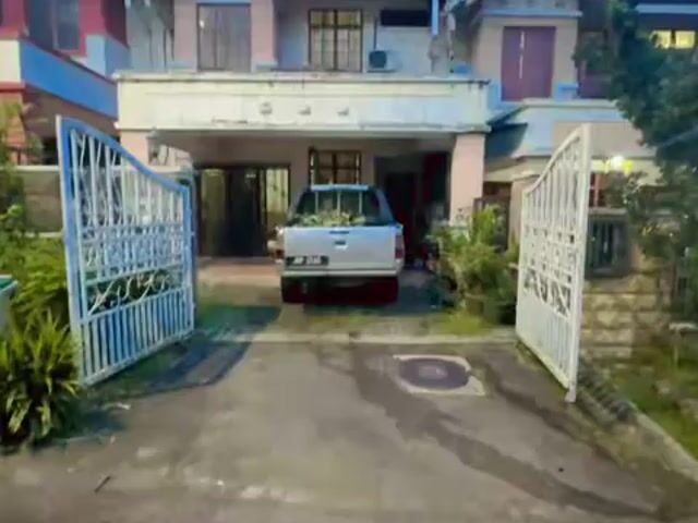 Video Image 1