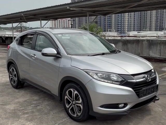 Honda HR-V 1.8 V (A) Service Record 73k km 1 Owner - 1