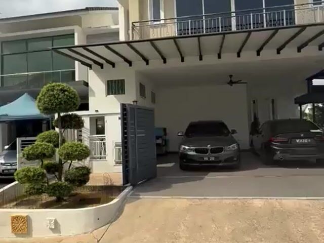 Video Image 1