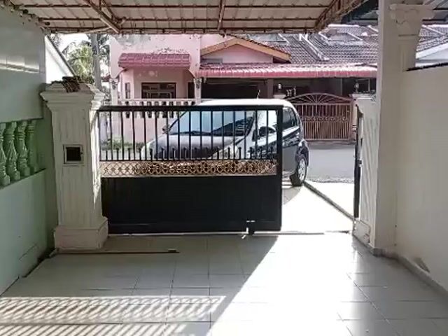 Video Image 1