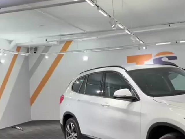 [FULL LOAN]2017 Bmw X1 2.0 SDRIVE20I (CKD) F48 (A) - 1