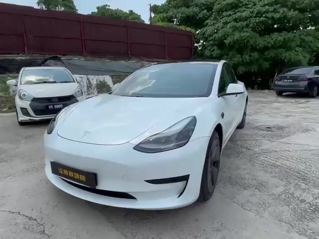 Tesla MODEL 3 1.0 STANDARD RANGE PLUS (RWD) - 1