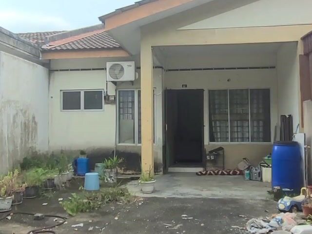 Video Image 1