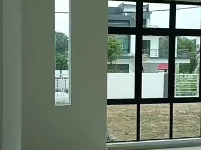 Video Image 1