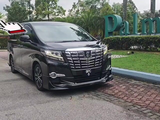 2015/2019 Toyota Alphard 2.5Z 8 seater - 1