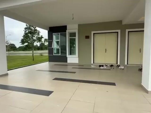 Video Image 1
