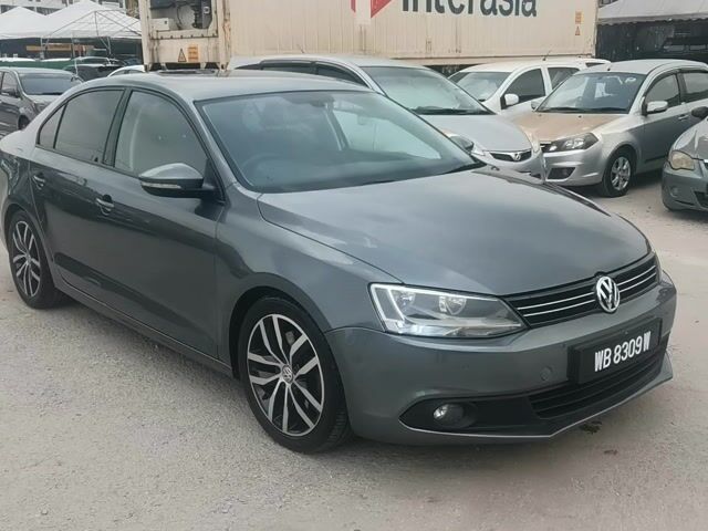 2015 Volkswagen JETTA 1.4 TSI (A) - 1