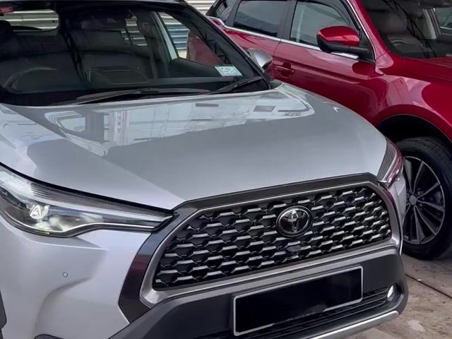  2023 Toyota COROLLA CROSS 1.8 V ✅20k KM Mileage✅ - 1