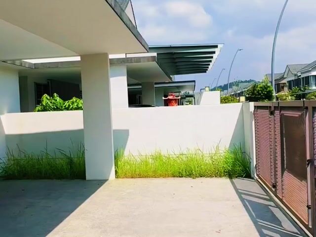 Video Image 1