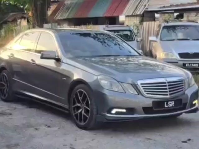 # OTR#Mercedes Benz E200 CGi 1.8 Elegance(A)[2010] - 1