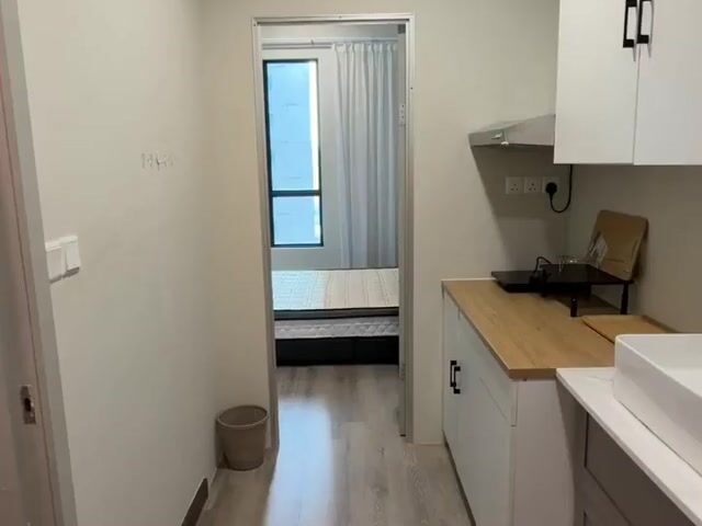 Video Image 1